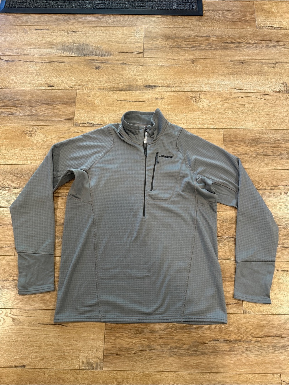 Patagonia Men's Half-Zip Regulator Pullover - Gray